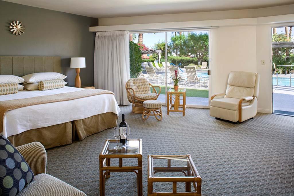 Desert Hills Hotel — gallery preview 3